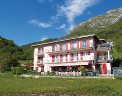 Khách sạn Hotel Rosalpina (Riva del Garda, Ý)