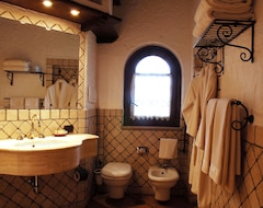 Hotel Relais Gli Ulivi (Monteleone d'Orvieto, Italia)