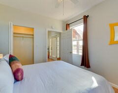 Cijela kuća/apartman New! Rejuvenating Retreat W/ Ideal Eloy Location! (Eloy, Sjedinjene Američke Države)