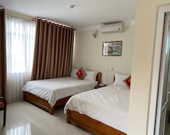 Hoang Dat Hotel (Đồng Hới, Vietnam)