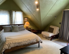 Hele huset/lejligheden A-Frame Room Available (Schroon Lake, USA)