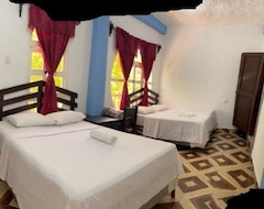 Hotelli Hotel Aruma (El Remate, Guatemala)