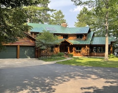 Toàn bộ căn nhà/căn hộ Lakeside Lodge Vacation Rental (Phelps, Hoa Kỳ)