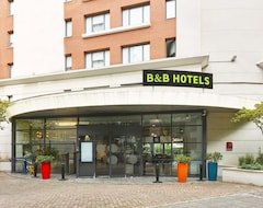 B&B HOTEL Rueil-Malmaison Gare (Rueil-Malmaison, France)