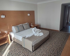 Hotel Ayma Beach (Kusadasi, Turkey)