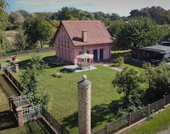 Toàn bộ căn nhà/căn hộ Detached House With Lake And Garden In A Small Settlement On The Beetzsee (Päwesin, Đức)