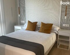 Bed & Breakfast Apartamentos Turisticos Castilnovo (Conil de la Frontera, España)