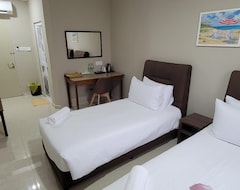 Khách sạn HOTEL SHAFURA 3 (Chukai, Malaysia)
