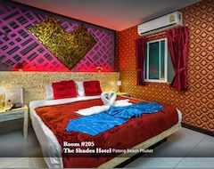 Hotel The Shades (Patong Beach, Thailand)
