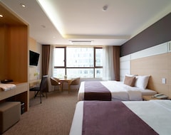 Hotel Ramada Encore East (Seogwipo, Sydkorea)