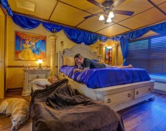 Cijela kuća/apartman Upto 45 Guests Sleep At This Unique Private Island 62 Acre Estate! (Clermont, Sjedinjene Američke Države)
