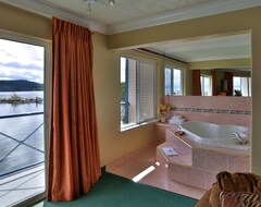 Hotel Glen Lyon Inn and Suites (Port Hardy, Canada)