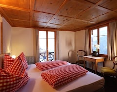 Khách sạn The Alpina Lodge (Chur, Thụy Sỹ)