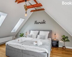 Cijela kuća/apartman Namaste Homes - Ferienwohnung Mit Dachterrasse (Bad Windsheim, Njemačka)