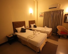 Hotel Royal Platinum (Rangun, Burma)