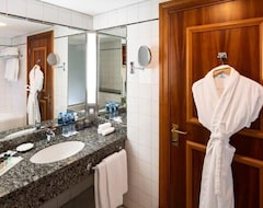 Hotel Club Suite Room In Jbr By Luxury Bookings (Ghantoot, Forenede Arabiske Emirater)