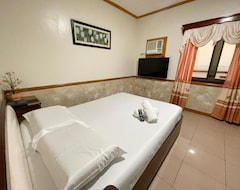 Hotelli Costa Palmera Resort (Santo Domingo, Filippiinit)