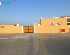 Koko talo/asunto Al Shiya Chalet (Sur, Oman)