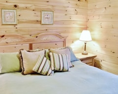 Tüm Ev/Apart Daire Cozy Two Bedroom Cabin Near Smugglers Notch (St. Albans, ABD)