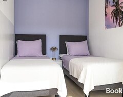 Toàn bộ căn nhà/căn hộ Blue Bay Resort Luxury Apartment Palm View (Willemstad, Curacao)