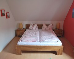 Tüm Ev/Apart Daire Cosy Cottage For Families With Dogs, Wifi, Only 300m To The Lake Plauer (Zislow, Almanya)