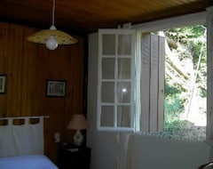 Koko talo/asunto Apartment/ Flat - 1 Room - 2/4 Persons (Saint-Antoine-d'Auberoche, Ranska)