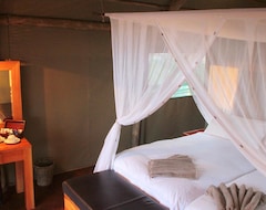 Hotel Suricate Tented Kalahari Lodge (Mariental, Namibija)