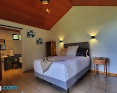 Entire House / Apartment Eco Cabana (Montalvo, Ecuador)