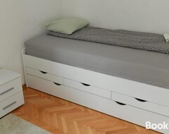 Toàn bộ căn nhà/căn hộ Dobi Apartmani Wing (Jagodina, Séc-bia)