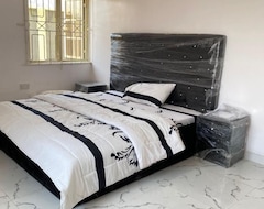 Cijela kuća/apartman Inviting 8 Bed House In Lekki (Lekki, Nigerija)