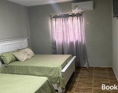 Khách sạn Aparta Hotel Esa Buya (Monte Christi, Cộng hòa Dominica)