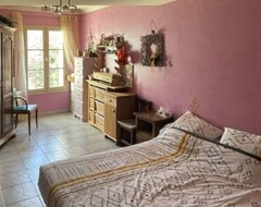 Toàn bộ căn nhà/căn hộ 5 Bedroom Accommodation In La Roque-sur-pernes (La Roque-sur-Pernes, Pháp)