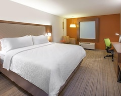 Khách sạn Holiday Inn Express And Suites Denton - Sanger (Sanger, Hoa Kỳ)