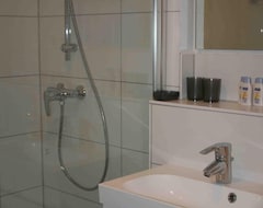 Koko talo/asunto Ferienwohnung Schmehrer - Apartment / Apartment, Shower, Toilet, Non-smoking, Sout. (Bad Dürkheim, Saksa)