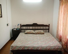 Huoneistohotelli Akshay Homestay (Kochi, Intia)