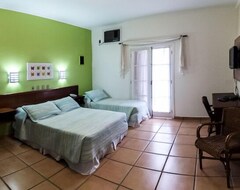 Guesthouse Hotel Villa Di Rimini (Ubatuba, Brazil)