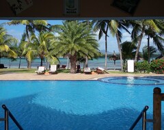 Hotelli Jalsa Beach Hotel & Spa (Poste Lafayette, Mauritius)