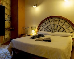 Hotel Villa Dei Papiri (Siracusa, Italia)