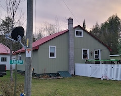 Hele huset/lejligheden Beautiful Keweenaw Country Cottage! Located In Upper Peninsula Mi! Fenced Yard! (Chassell, USA)