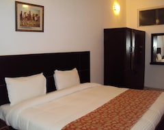 Khách sạn Dolmaar Resort (Nainital, Ấn Độ)