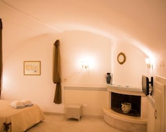 Khách sạn Dimore Luxury Rooms (Gallipoli, Ý)