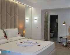 Hotel Luxury Beach Apartment Saranda (Saranda, Albania)