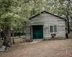 Entire House / Apartment Cute Ozark Mountain Cabin In The Woods Ready For Your Quiet Escape (Gainesville, USA)