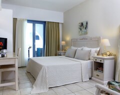 Hotel Mitos Suites (Agios Prokopios, Grækenland)