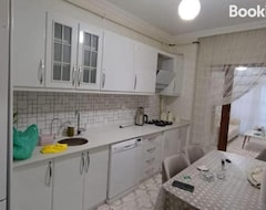 Tüm Ev/Apart Daire Merkezi Konumda Aile Icin Uygun (Kilis, Türkiye)