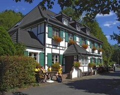 Khách sạn Wisskirchen Hotel & Restaurant (Odenthal, Đức)