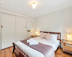 Toàn bộ căn nhà/căn hộ 3 Bedroom In Onehunga W Parking - Wifi - Netflix (Onehunga, New Zealand)