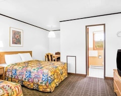 Hotel On The Budget: Affordable At Knights Inn Pine Grove! 2 Comfortable Units! (Pine Grove, Sjedinjene Američke Države)