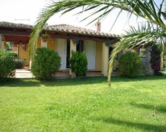 Casa/apartamento entero Villamar Con Jardín Frente Al Mar ! (Tortoli, Italia)