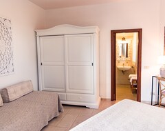 Hotel Villa Narducci (Cisternino, Italy)